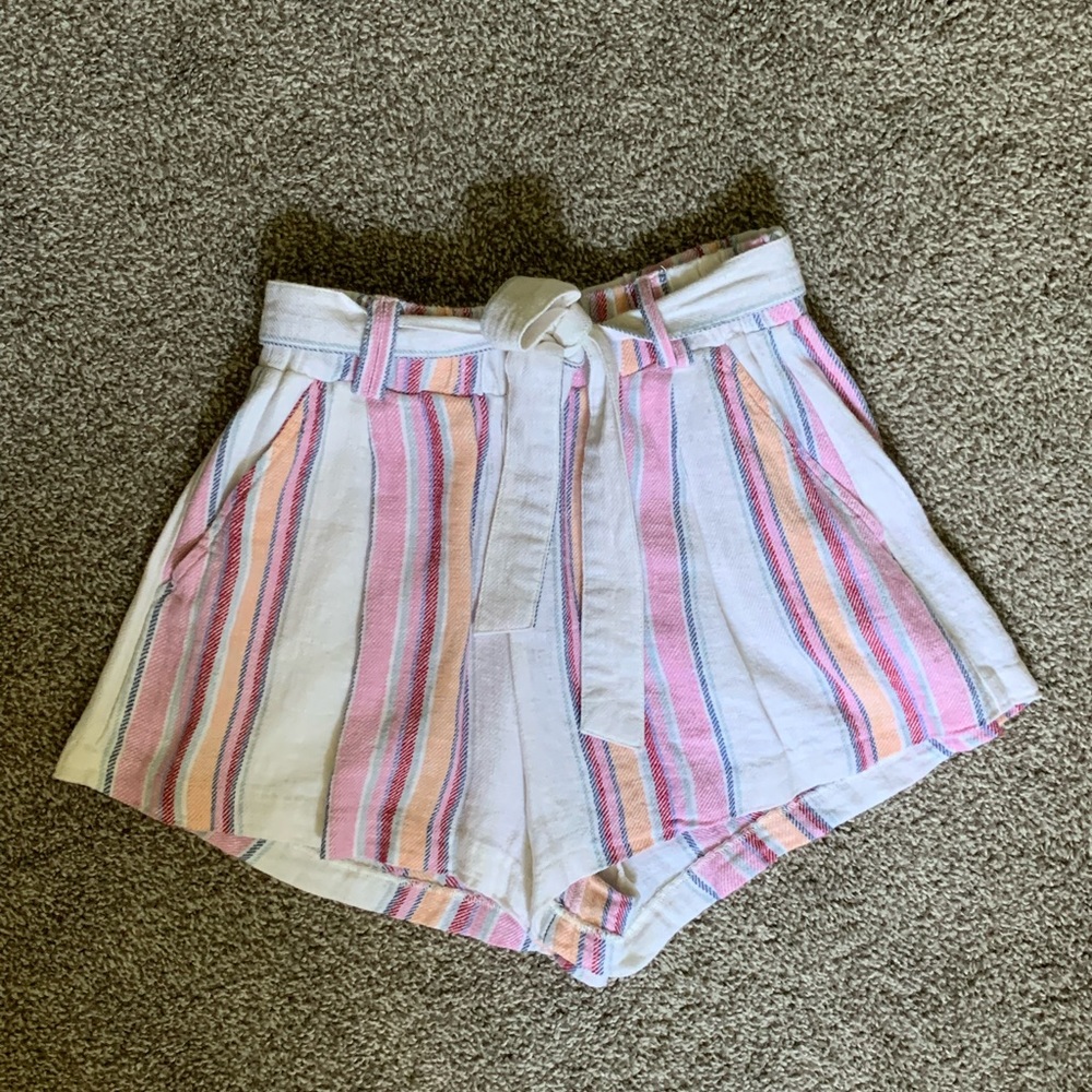 Striped Flowy Shorts With Belt